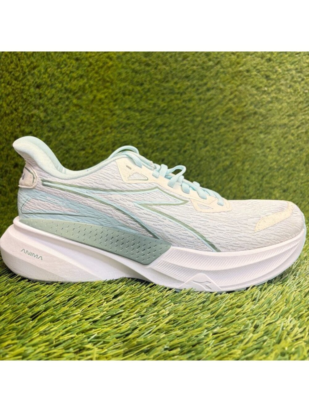 Diadora Nucleo 2 Womens Size 10 White Blue Green Athletic Running Shoes Sneakers